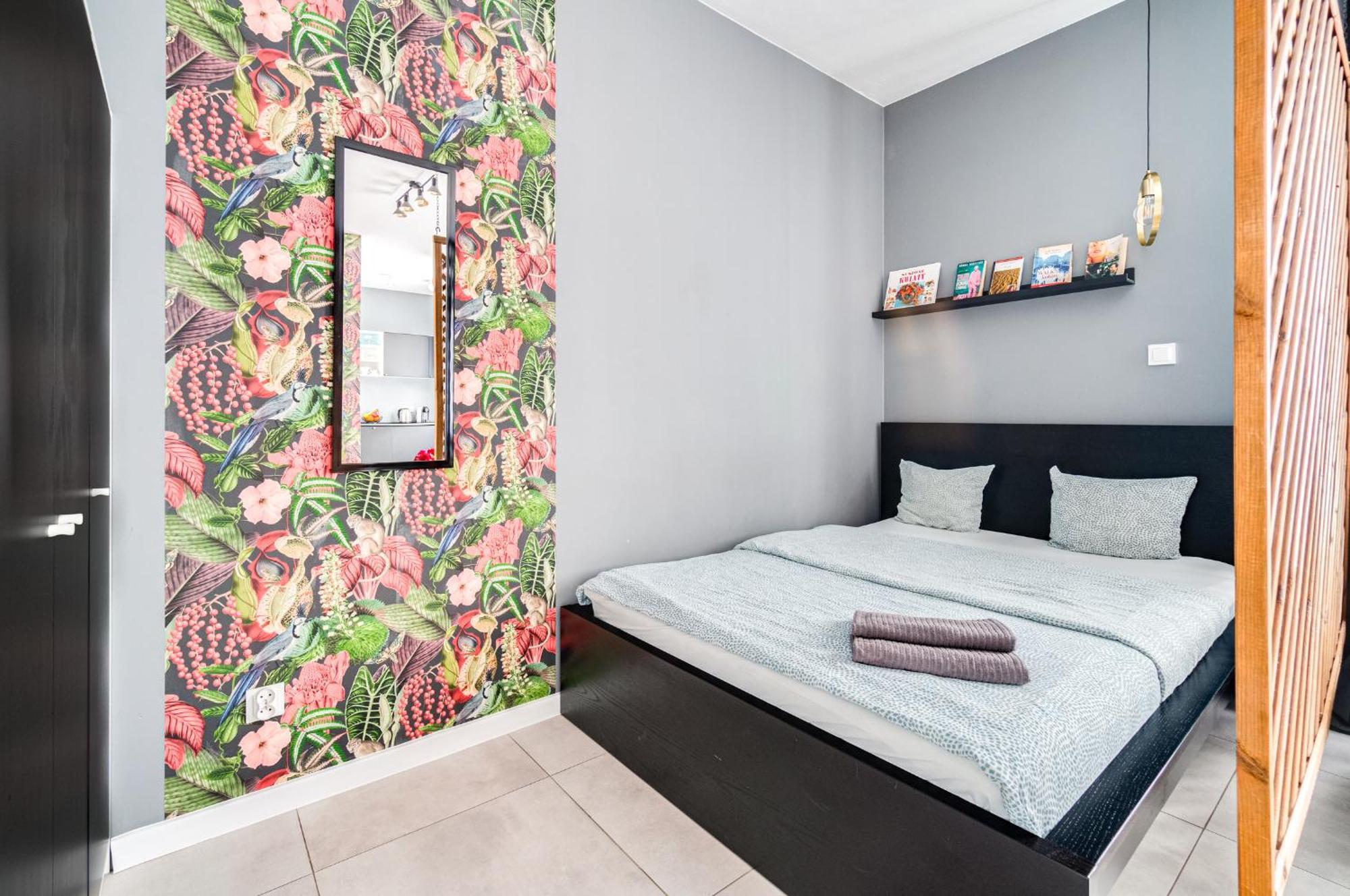 Monkey Apartment ~ 700M Main Square ~ Self Check-In 24H Wroclaw Luaran gambar